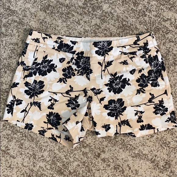 J. Crew Pants - J. Crew Stretch printed shorts 10